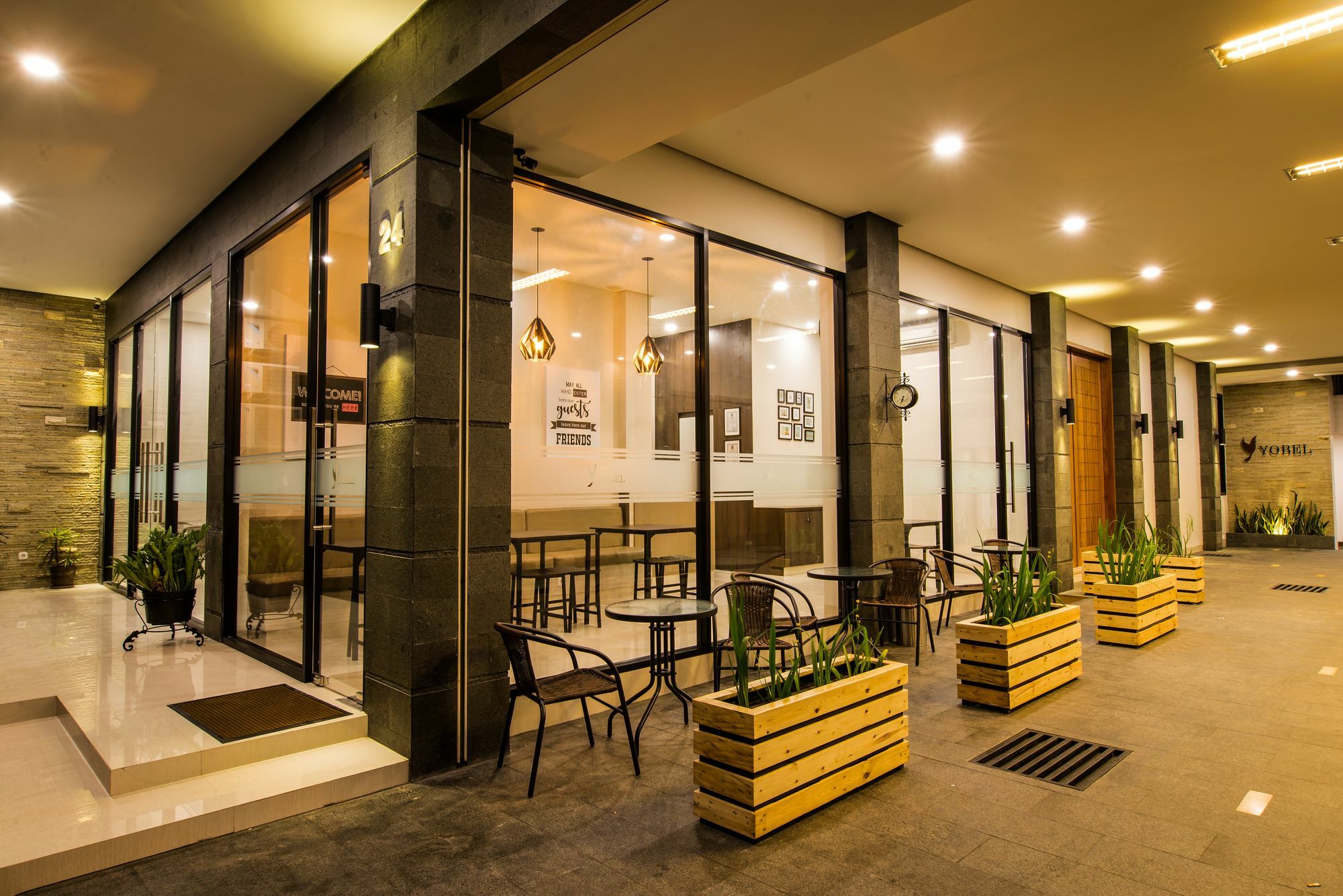 Yobel Hotel Γιογκιακάρτα Εξωτερικό φωτογραφία